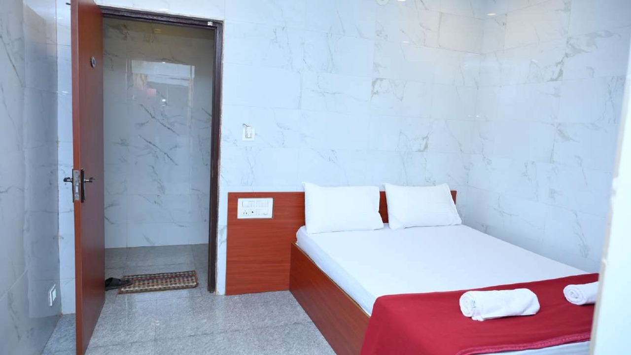 Photo of Bedroom in Murudeshwara