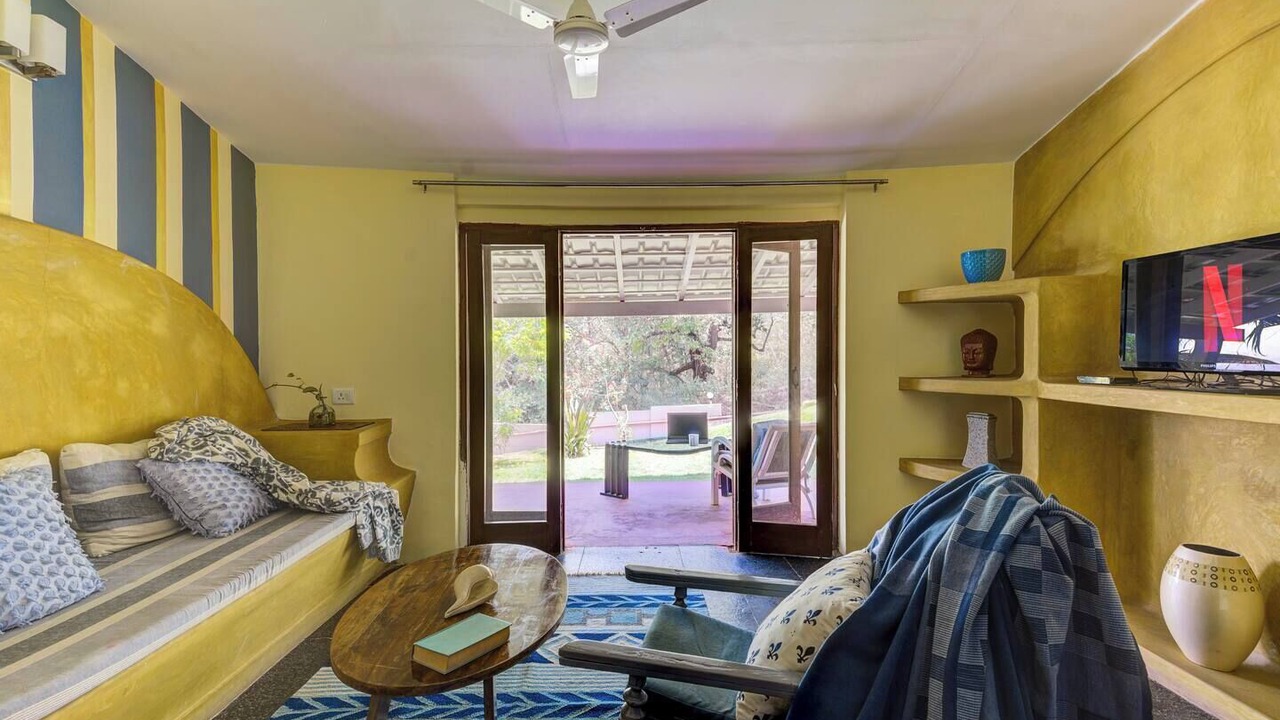 Photo of Livingroom in Chikhli