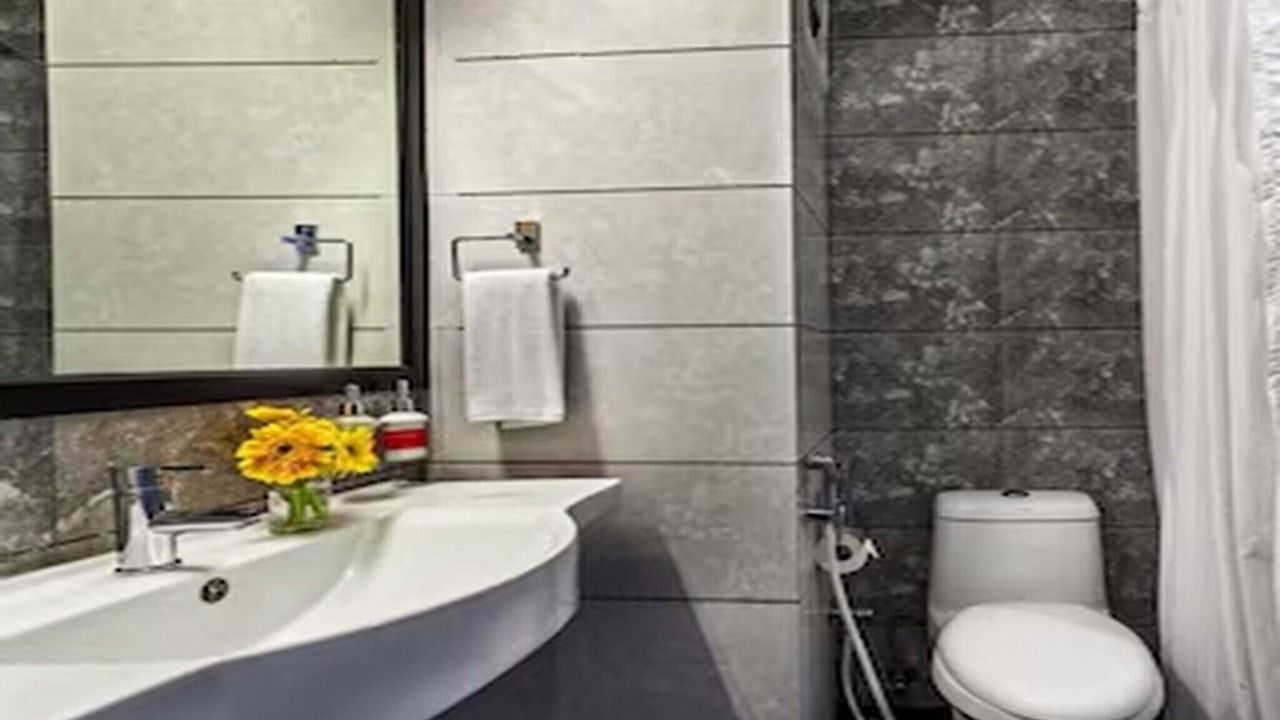 Photo of Bathroom in Kanpur