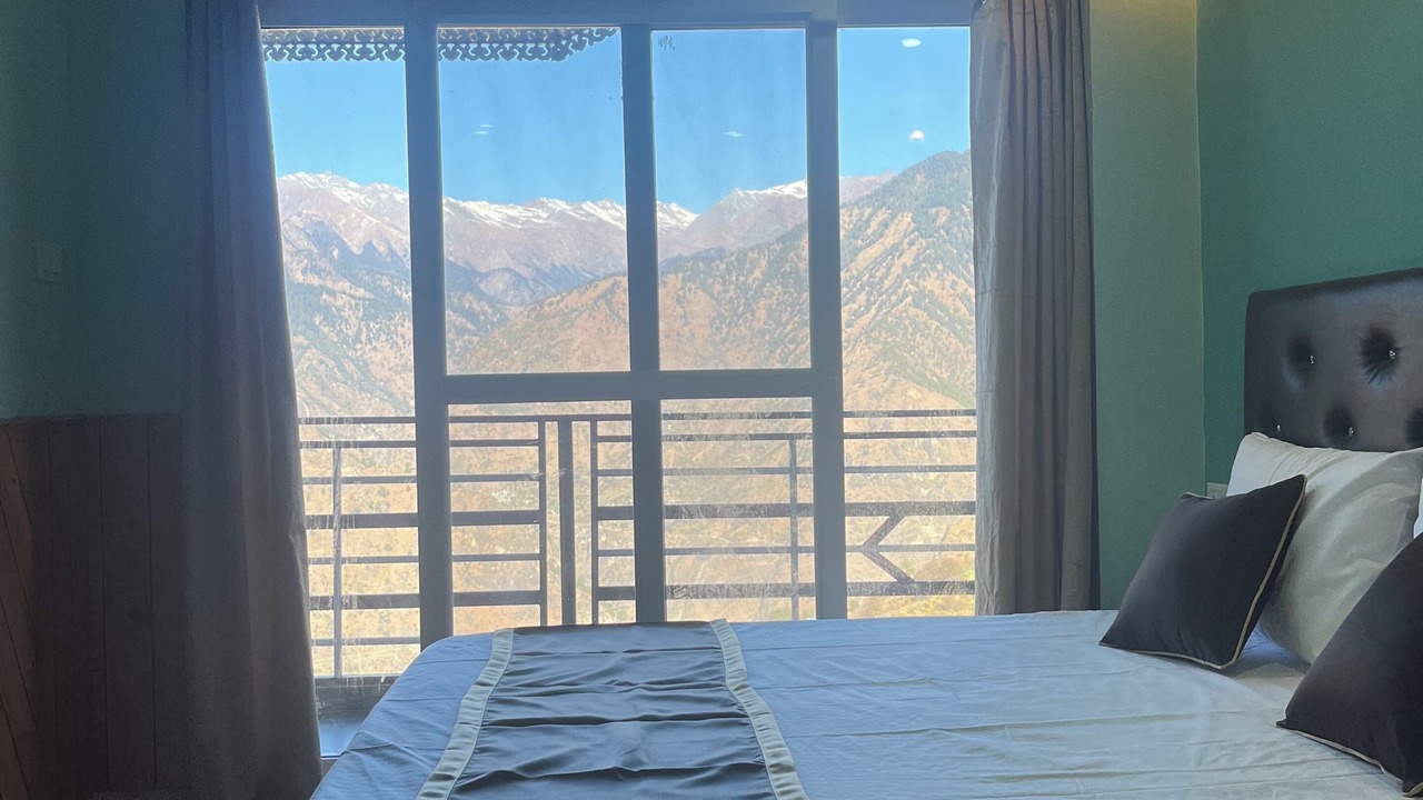 Photo of Bedroom in Sarahan