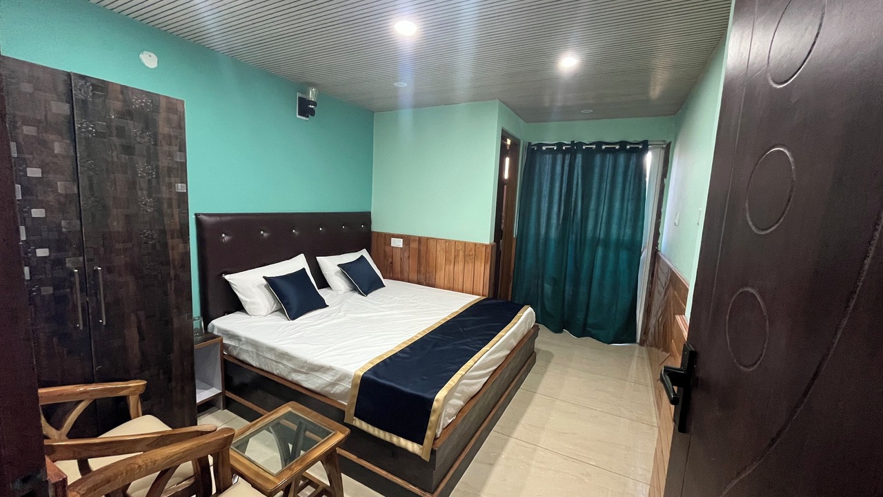Photo of Bedroom in Sarahan