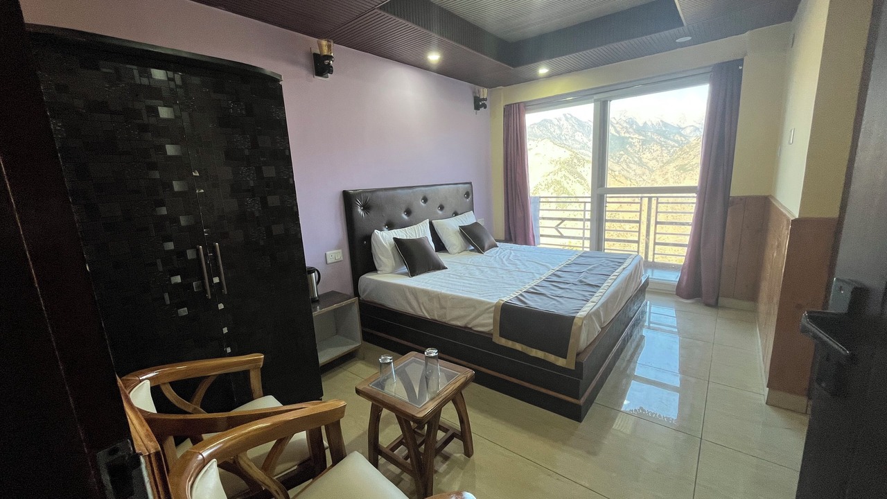 Photo of Bedroom in Sarahan