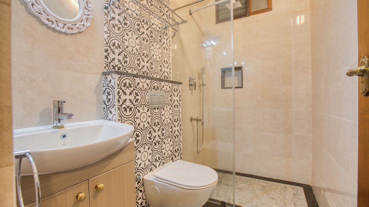 Photo of Bathroom in White Town