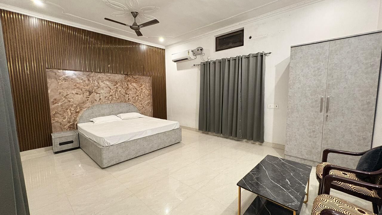 Photo of Bedroom in Varanasi