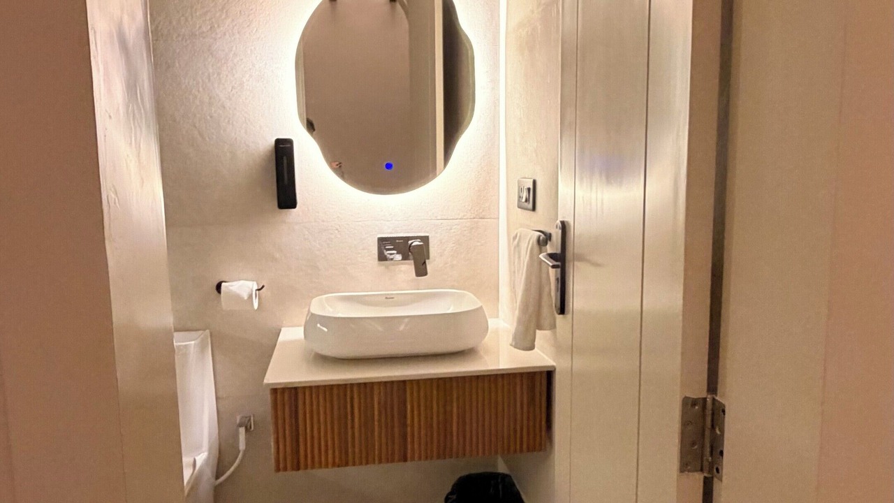 Photo of Bathroom in Taj Ganj