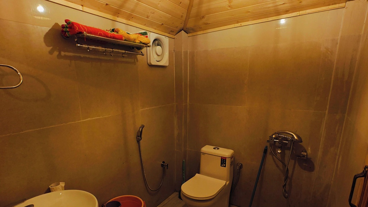 Photo of Bathroom in Gunehr