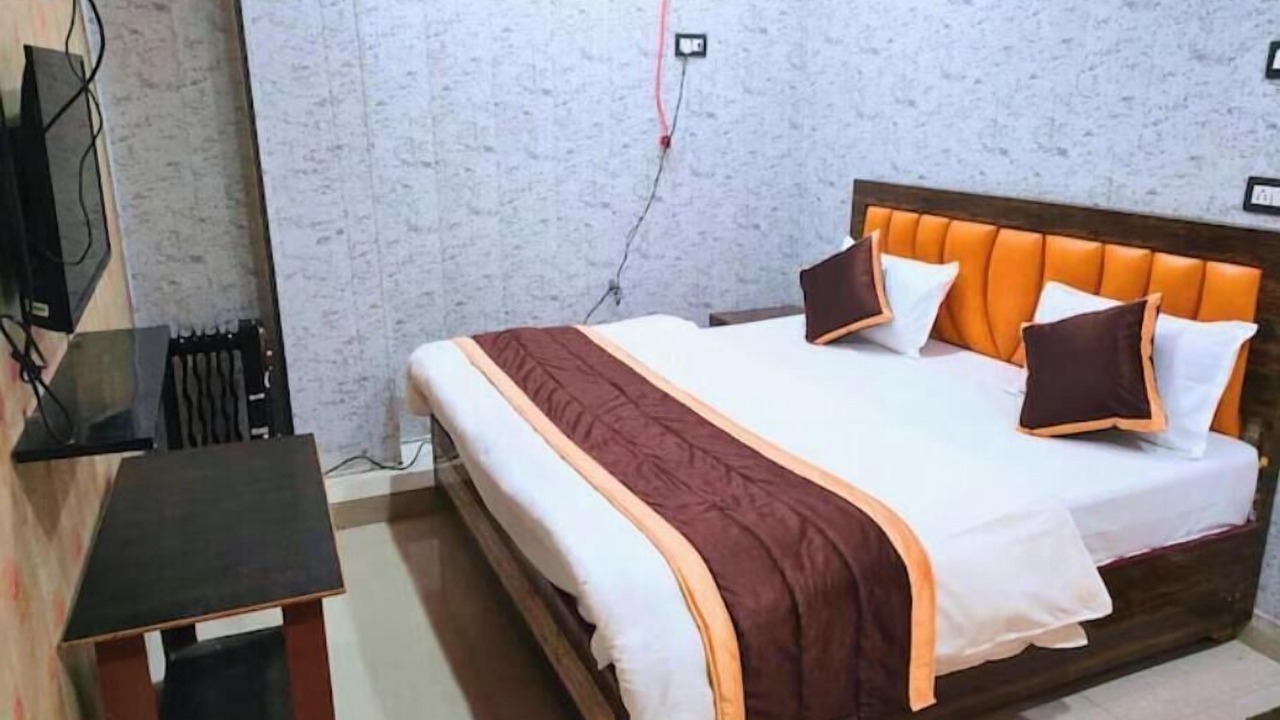 Photo of Bedroom in Gonda