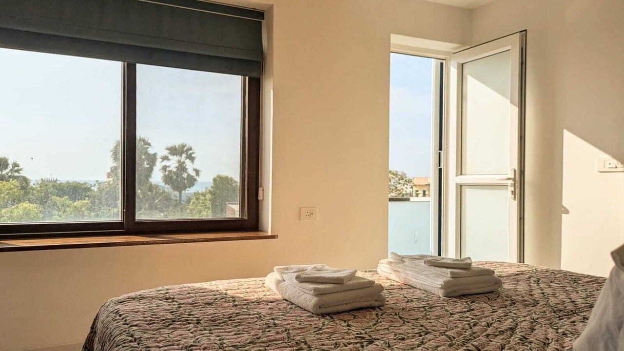 Photo of Bedroom in Pondicherry Beach
