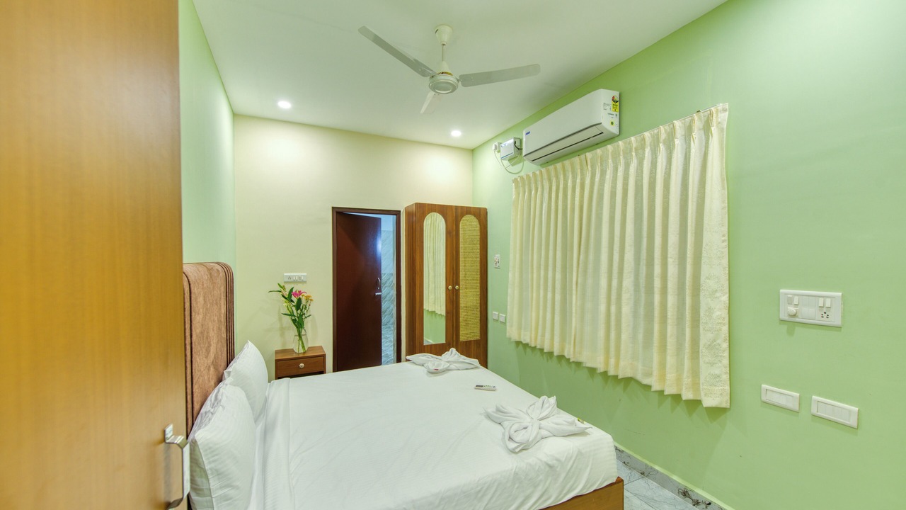 Photo of Bedroom in White Town