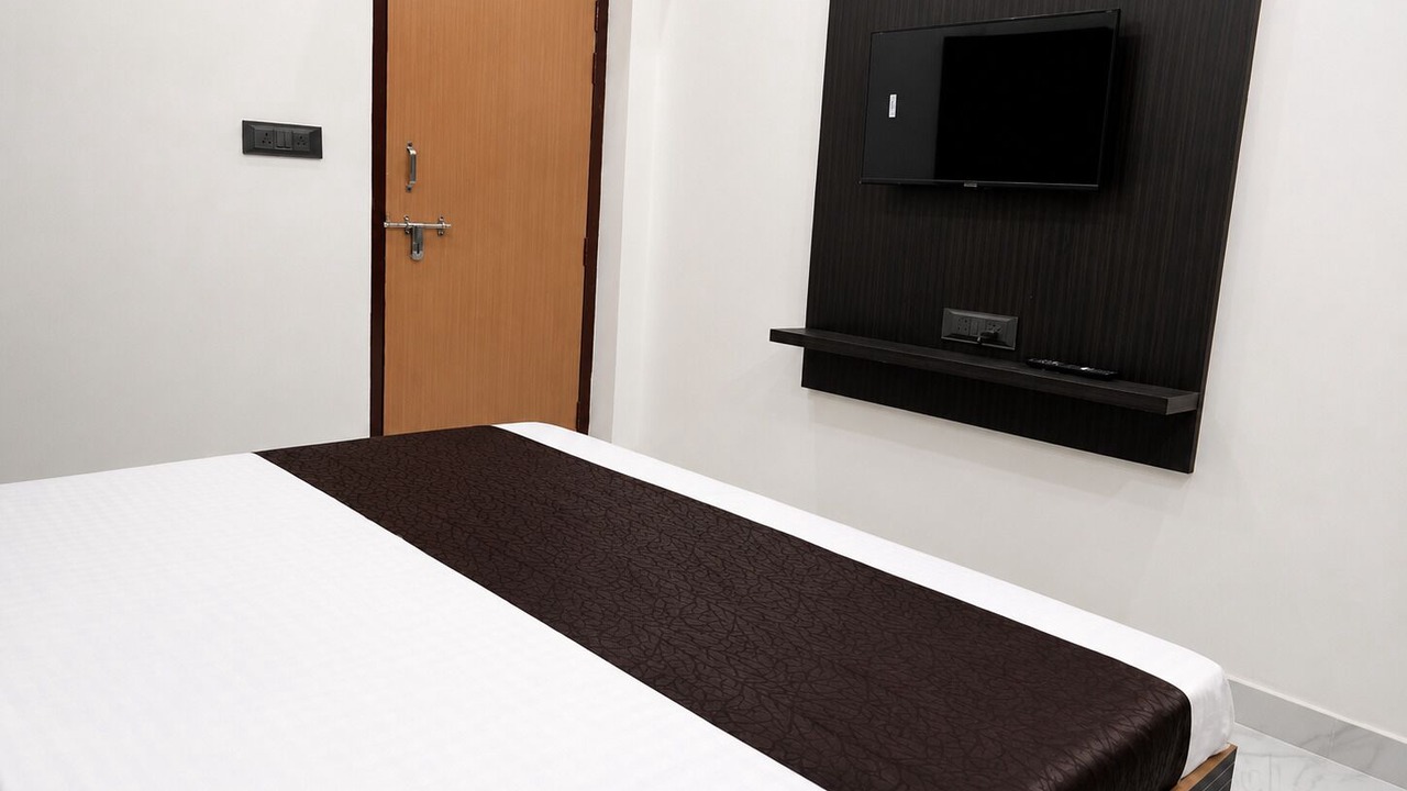 Photo of Bedroom in Mathura