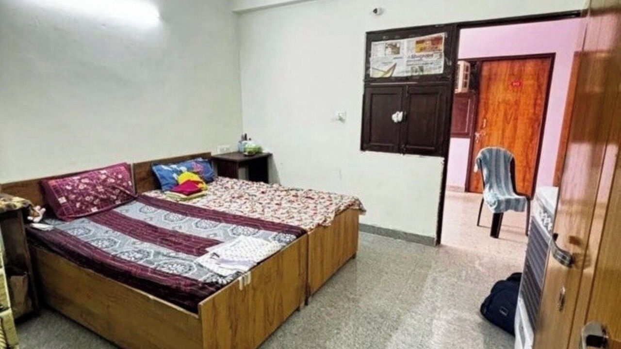 Photo of Bedroom in Ghatampur