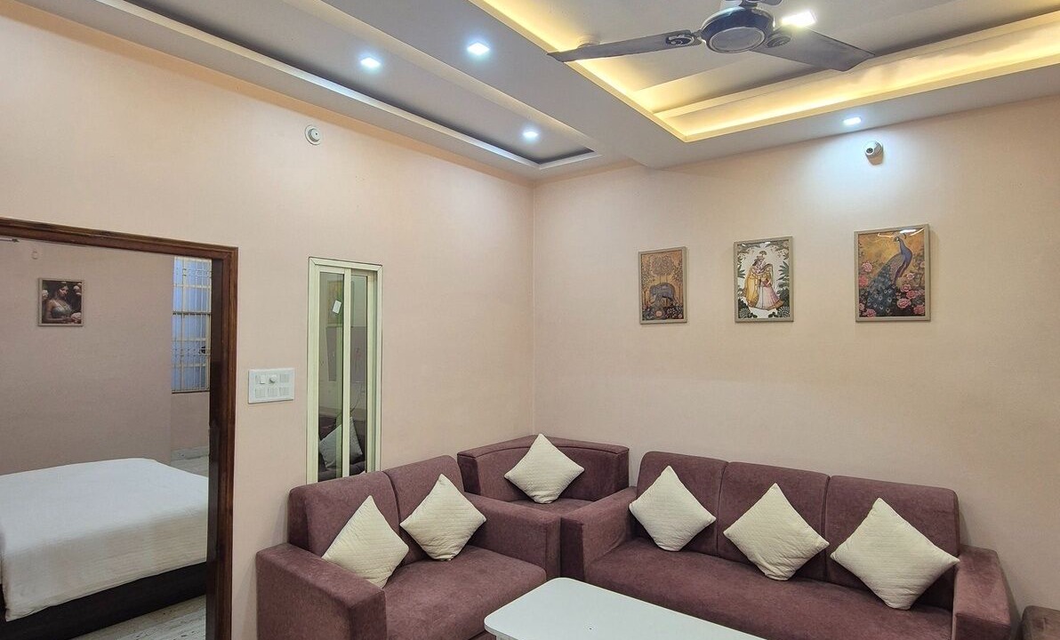 Photo of Livingroom in Varanasi