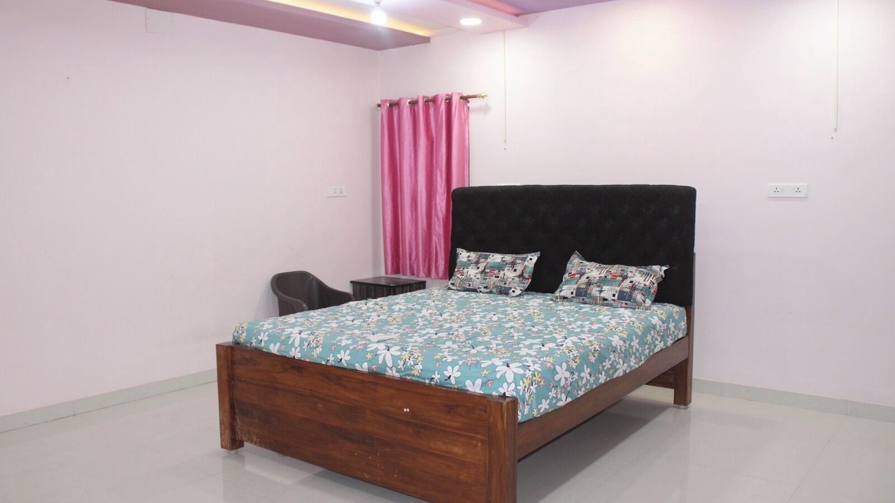 Photo of Bedroom in Tiruvannamalai