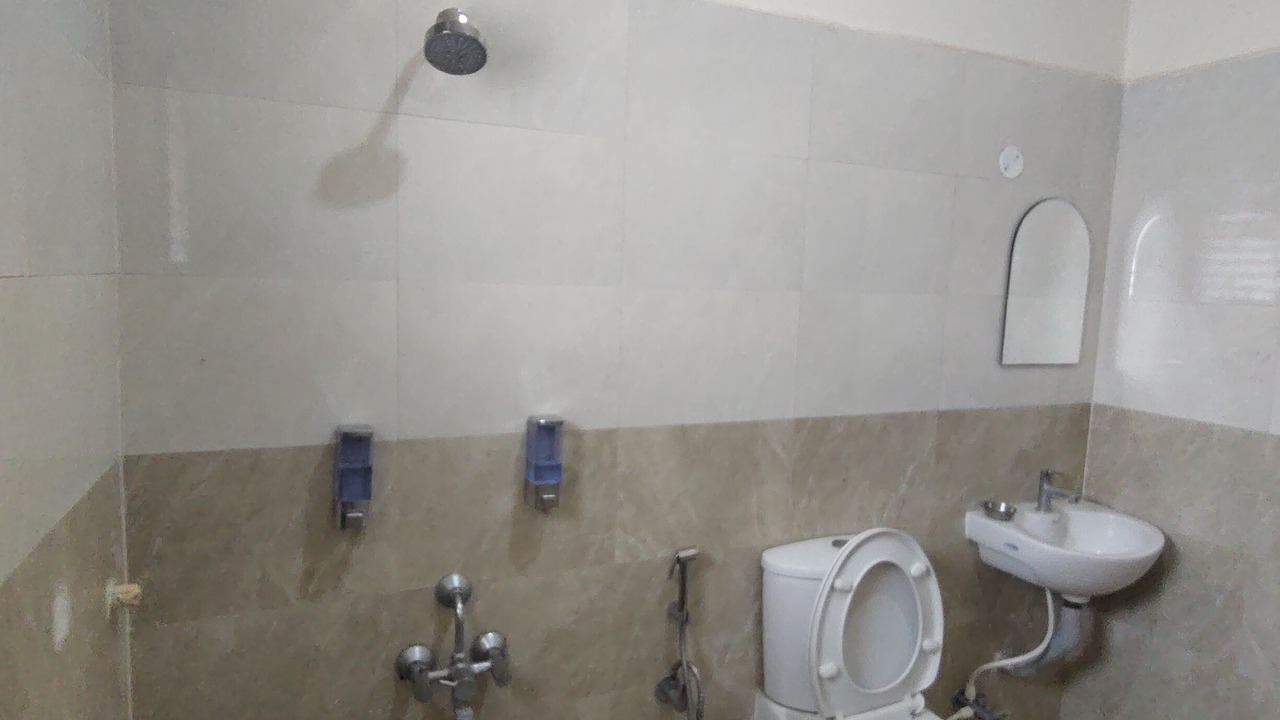Photo of Bathroom in Tiruvannamalai