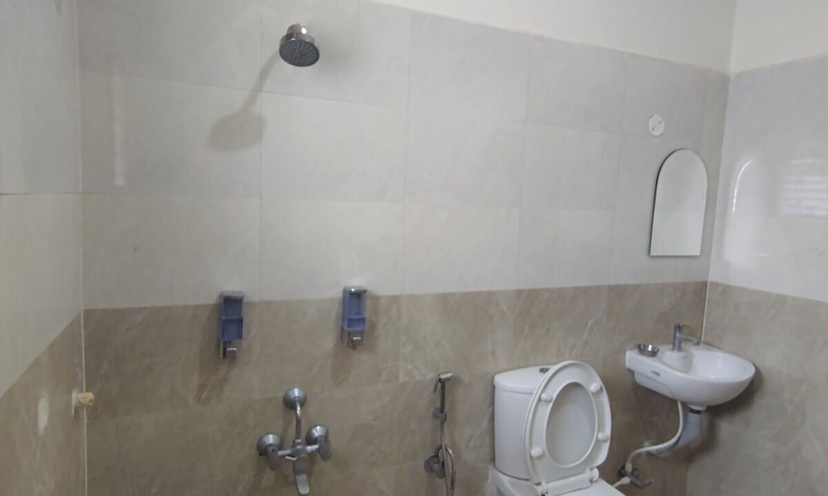 Photo of Bathroom in Tiruvannamalai