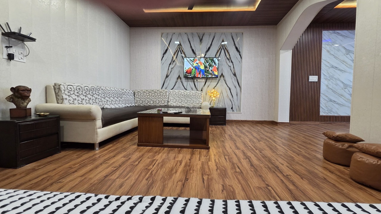 Photo of Livingroom in Dhanauli