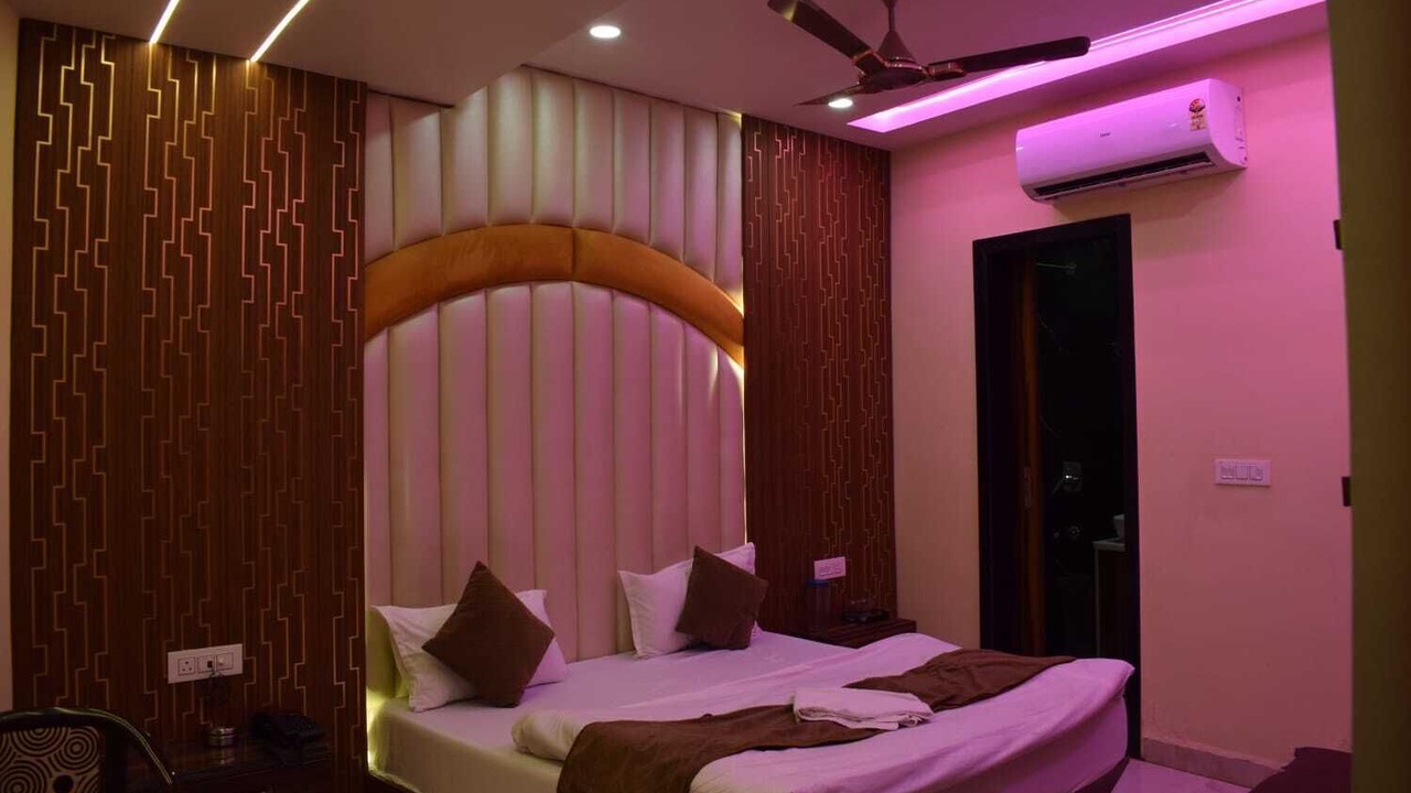 Photo of Bedroom in Mathura