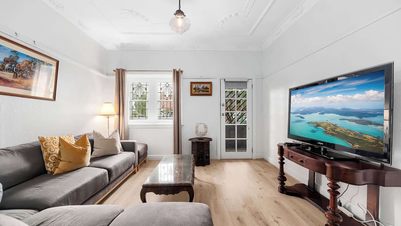 Photo of Livingroom in Brighton-le-Sands