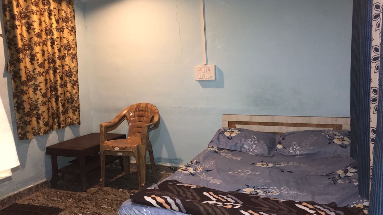Photo of Bedroom in Satara