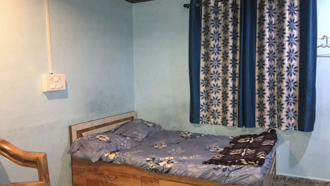 Photo of Bedroom in Satara