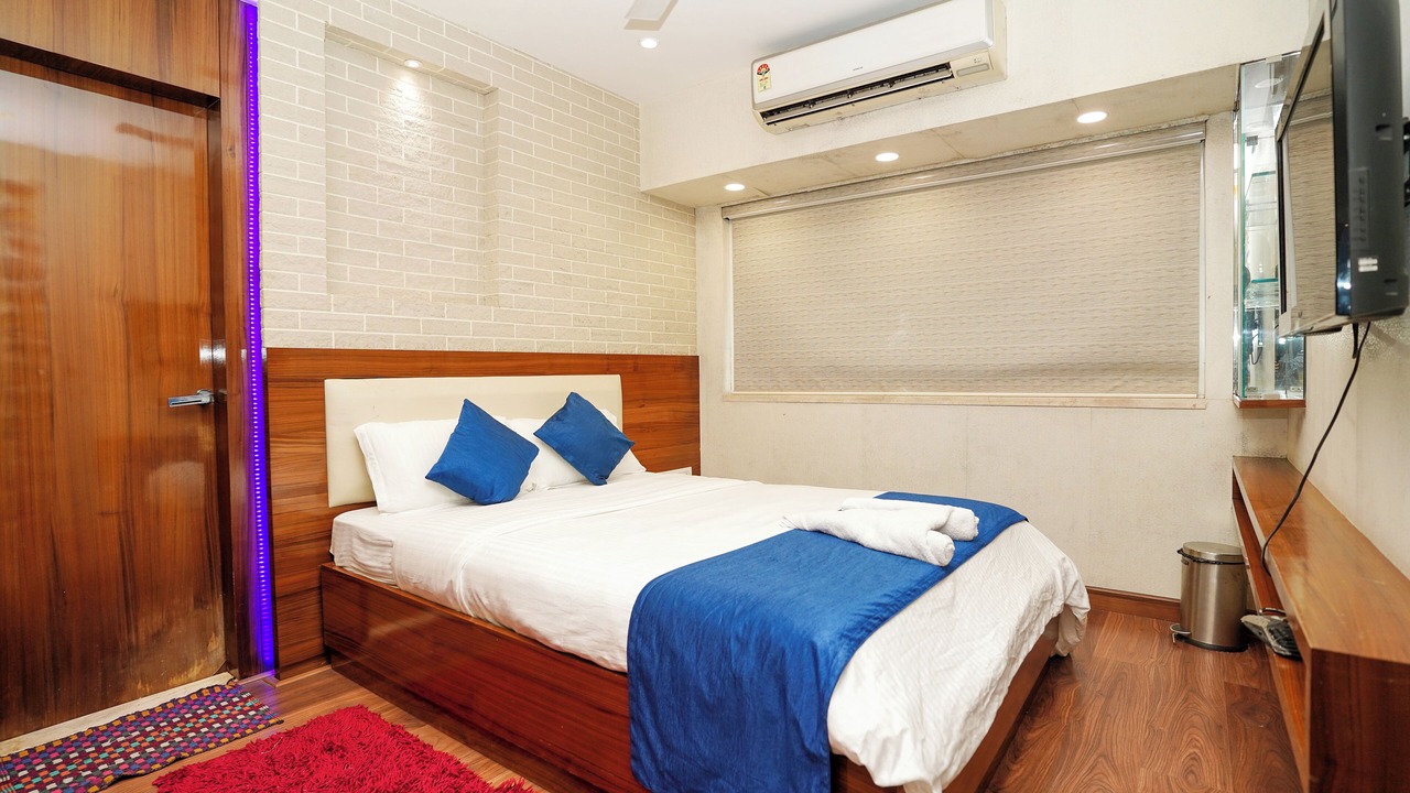 Photo of Bedroom in Powai