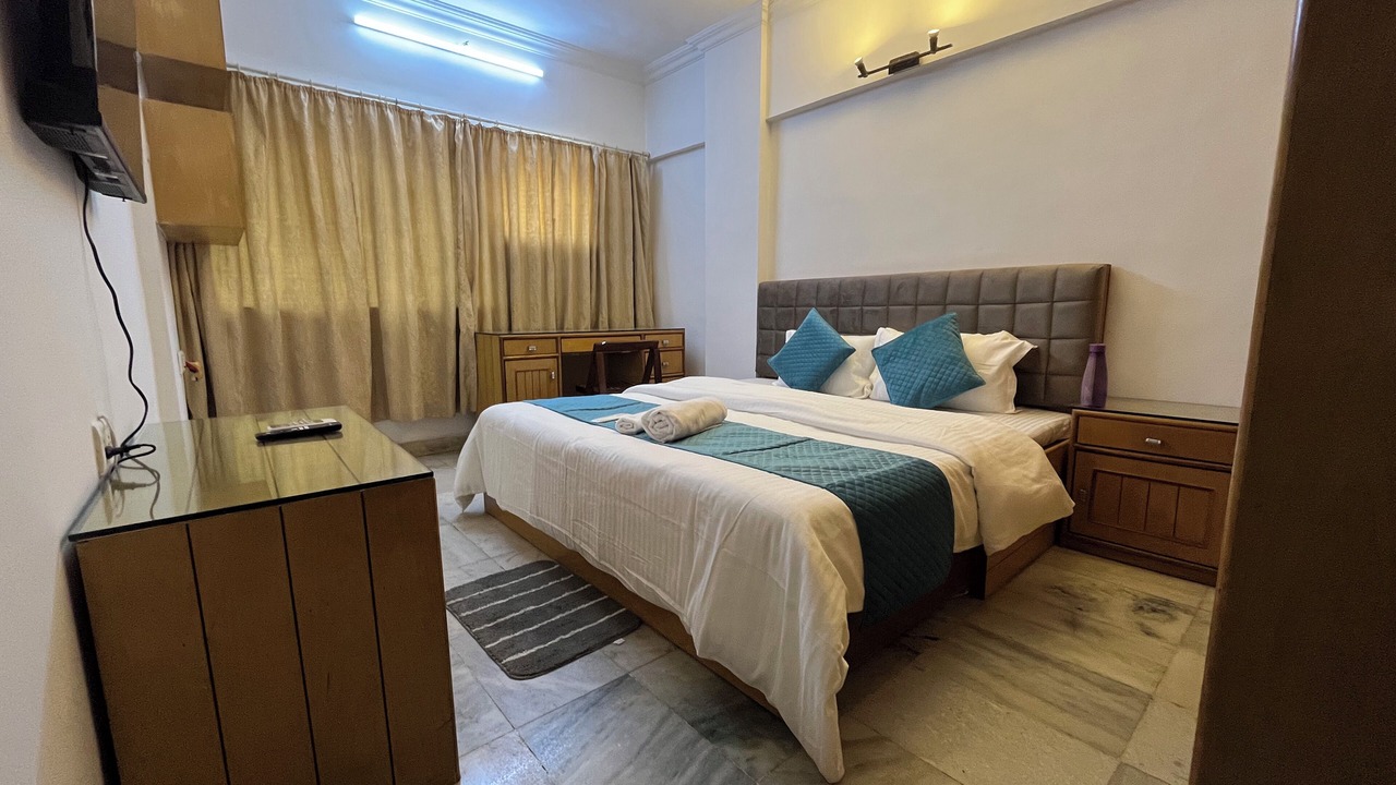 Photo of Bedroom in Powai