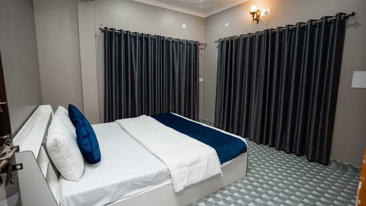 Photo of Bedroom in Varanasi