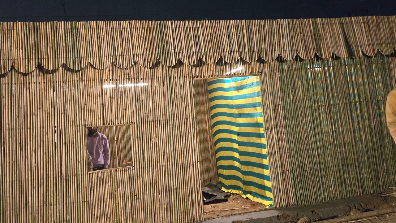 Photo of Bedroom in Naini