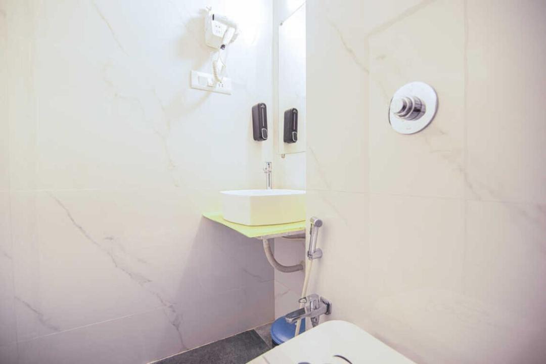 Photo of Bathroom in Santacruz