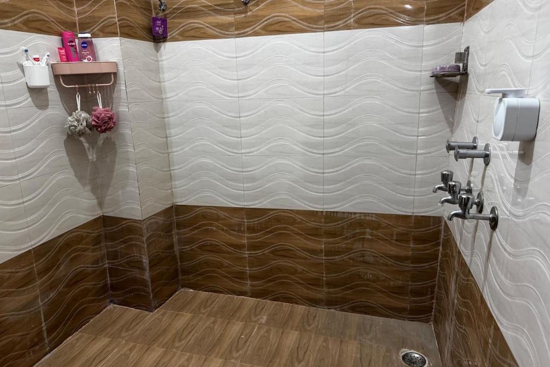 Photo of Bathroom in Auli