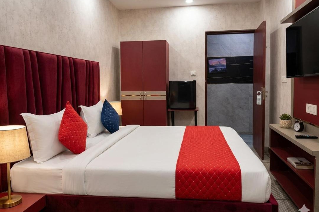 Photo of Bedroom in Azadpur