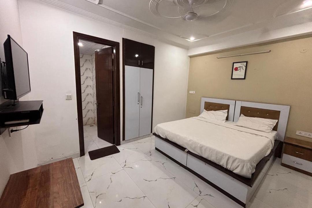 Photo of Bedroom in Sector 51