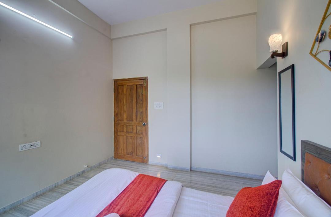 Photo of Bedroom in Mahabaleshwar