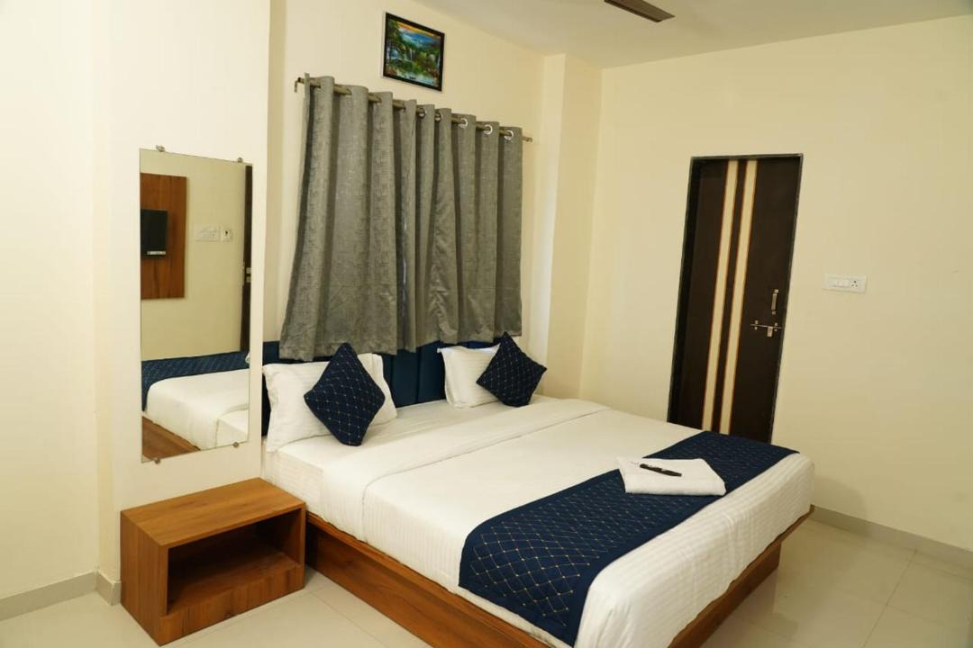 Photo of Bedroom in Koregaon