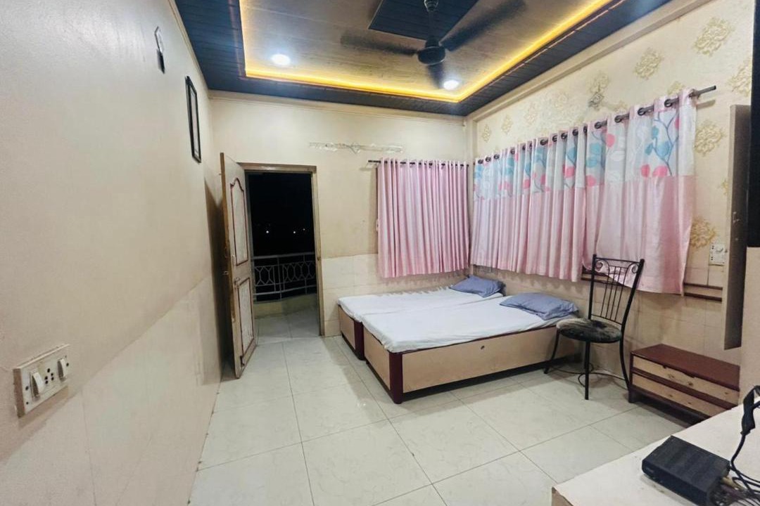 Photo of Bedroom in Solapur