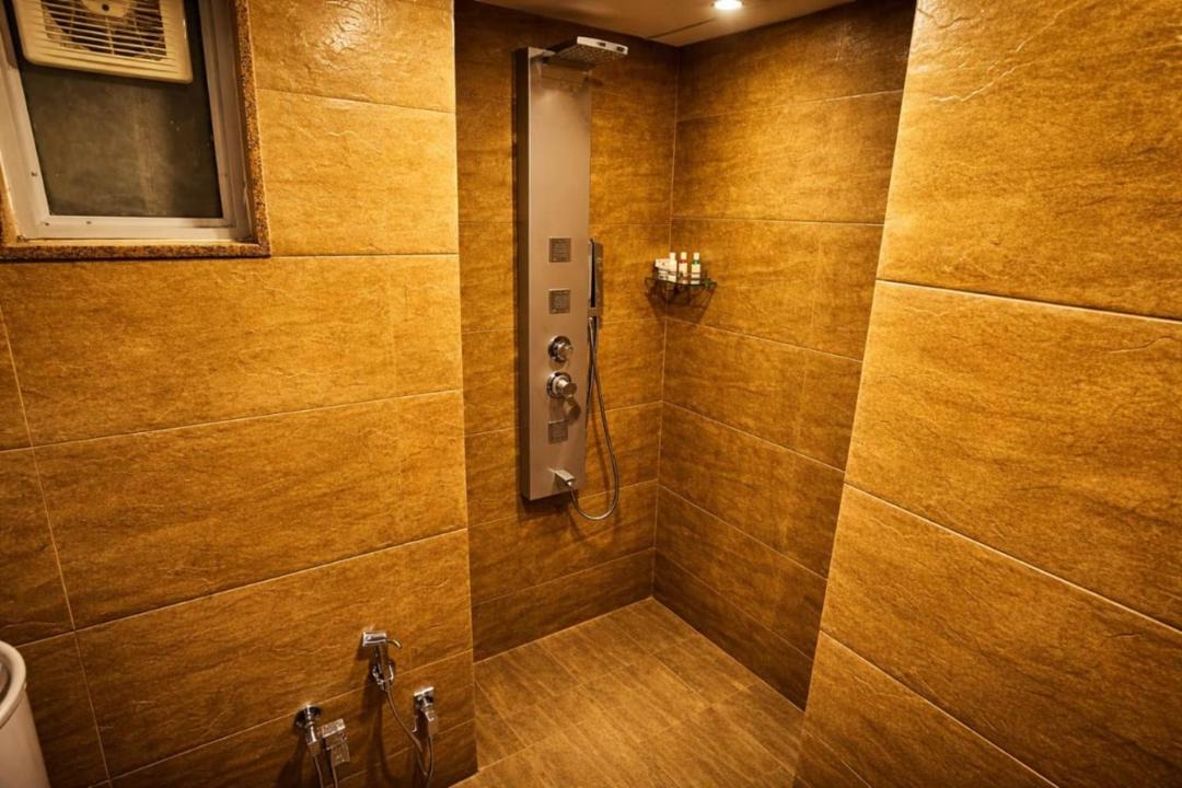 Photo of Bathroom in Dumas