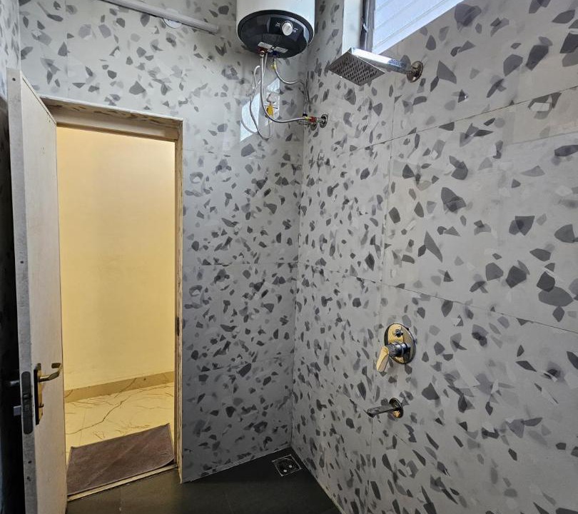 Photo of Bathroom in Rau