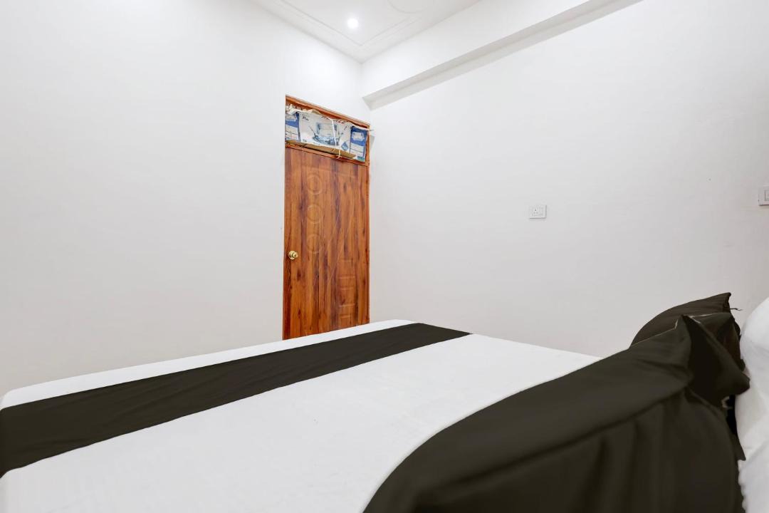 Photo of Bedroom in Phulpur