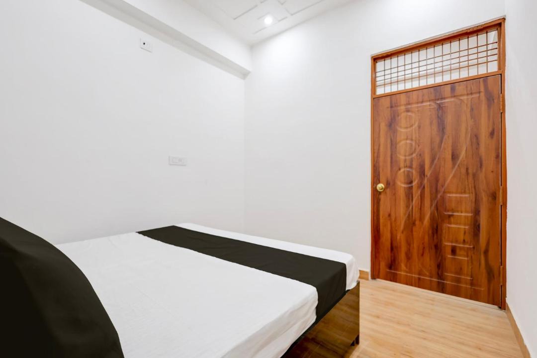 Photo of Bedroom in Phulpur