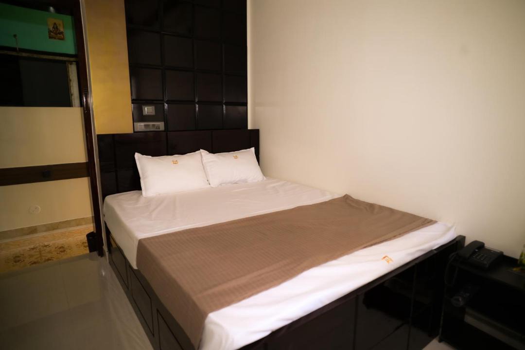 Photo of Bedroom in Raiganj
