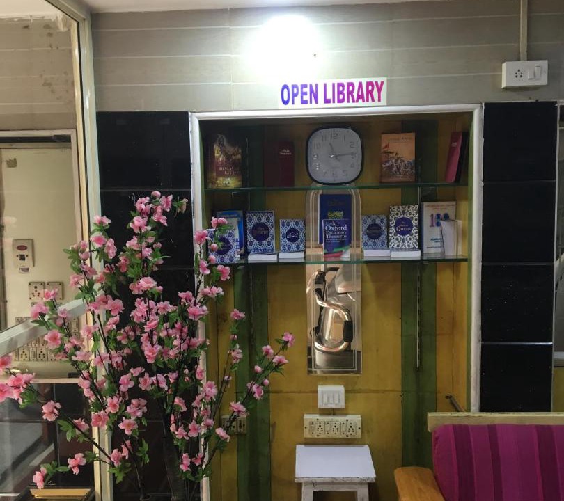 Photo of Livingroom in Triplicane