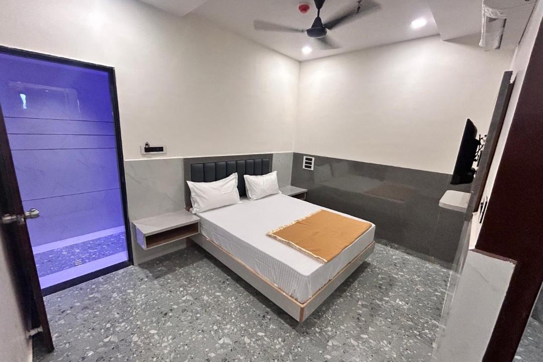Photo of Bedroom in Surat District