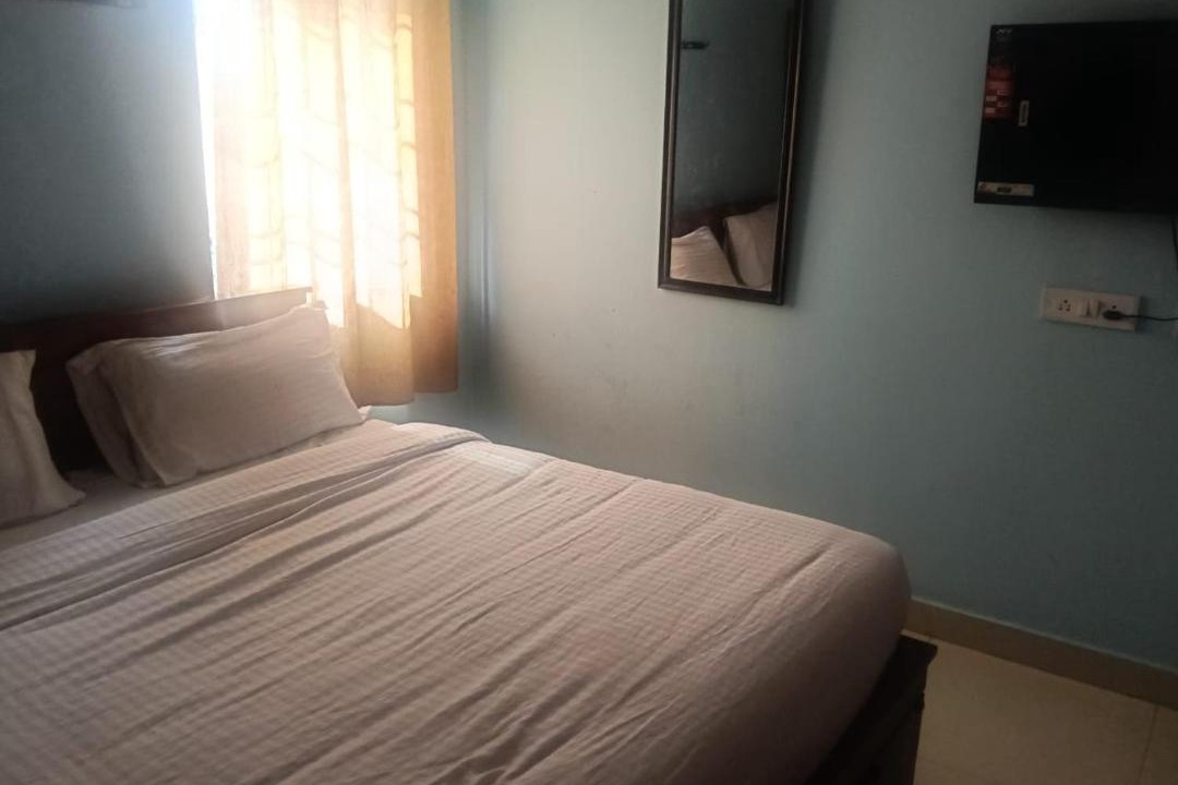 Photo of Bedroom in Triplicane