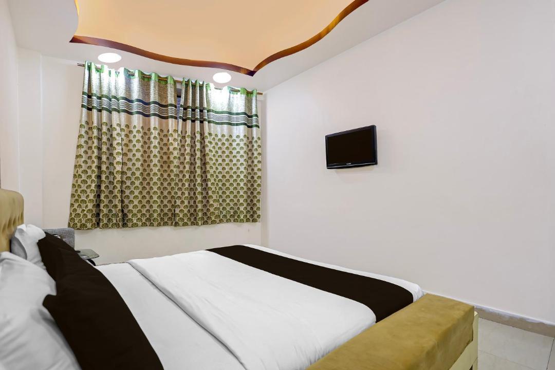 Photo of Bedroom in Charbagh
