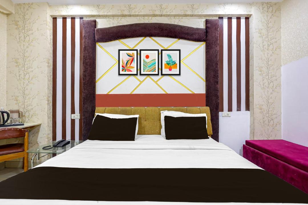 Photo of Bedroom in Charbagh