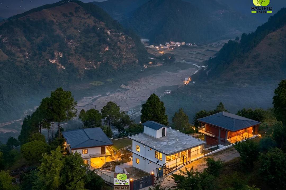 Photo of Others in Tehri