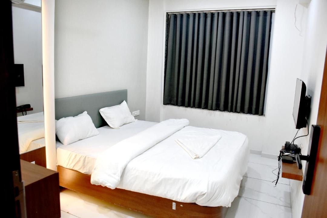 Photo of Bedroom in Rajkot