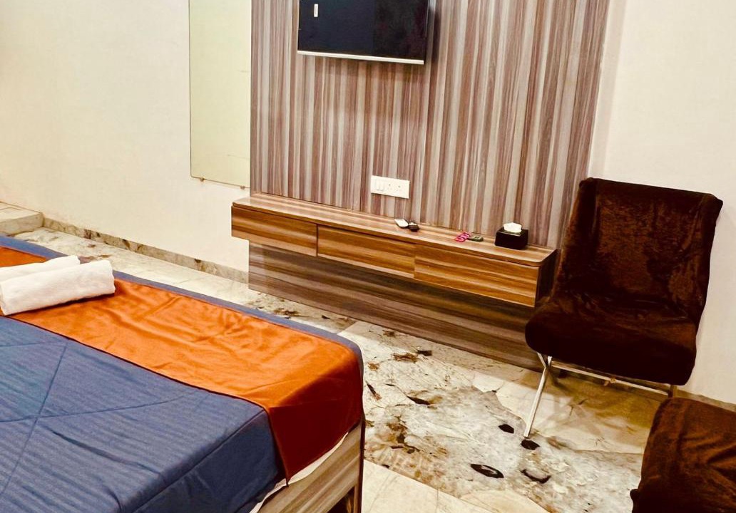 Photo of Bedroom in Amarnath