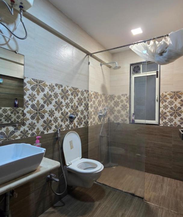 Photo of Bathroom in Malabar Hill