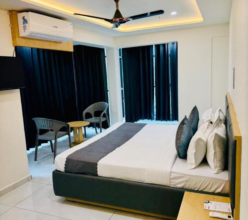 Photo of Bedroom in Rajkot